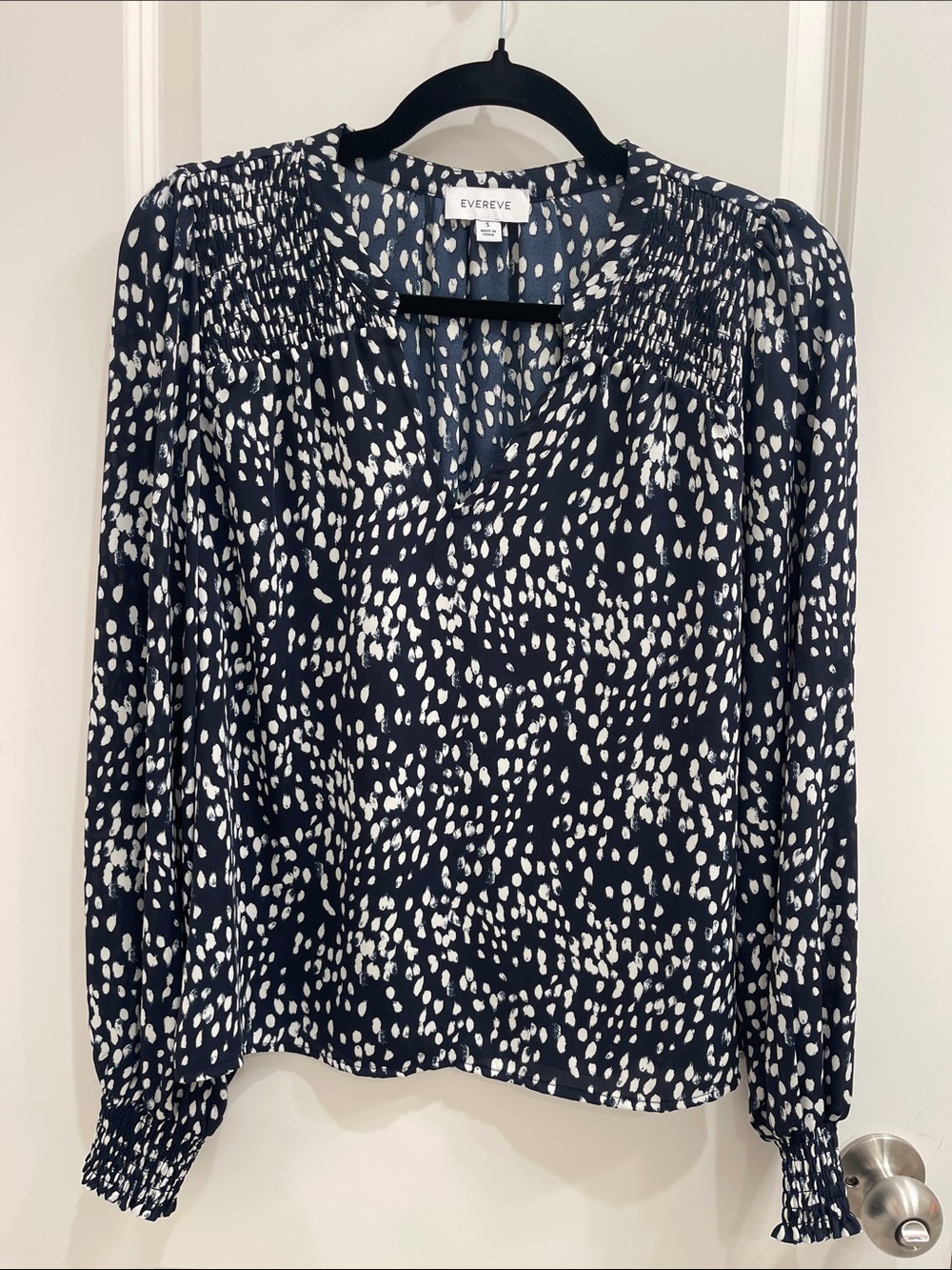 Evereve Navy and White Speckled Long Sleeve Blouse